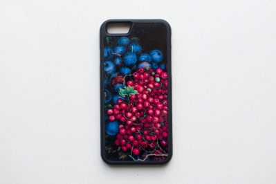 "Currents and Grapes" Phone Cover