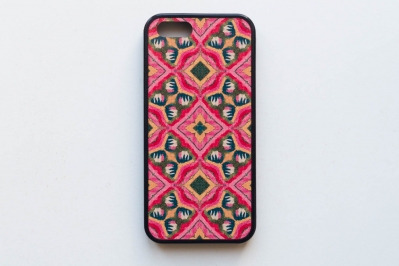 Phone Cover with Kilim Pattern